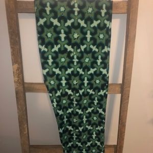 LuLaRoe Olive Green Black OS Leggings